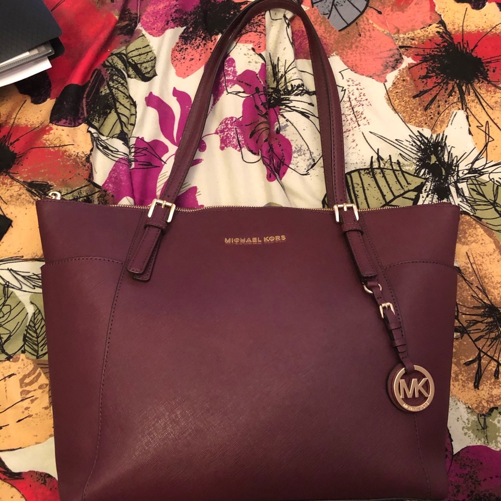Burgundy Michael Kors Tote with tags